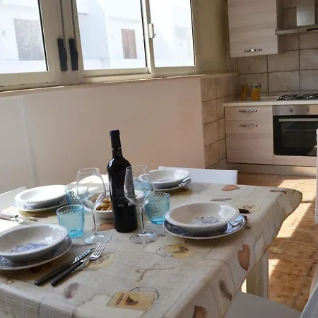 Casa Con Clima Per 6 Ll79 *