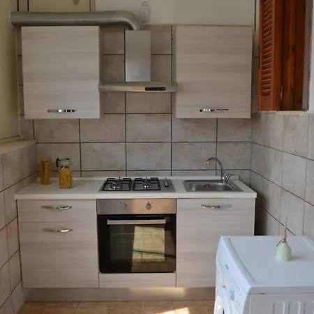 Casa Con Clima Per 6 Ll79 *