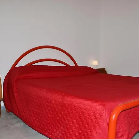 Casa Con Clima Per 6 Ll79 Holiday home