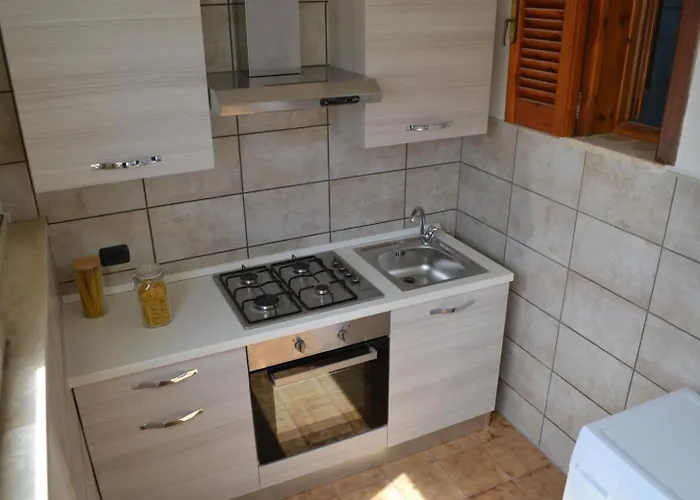 Casa Con Clima Per 4 Ll79 *